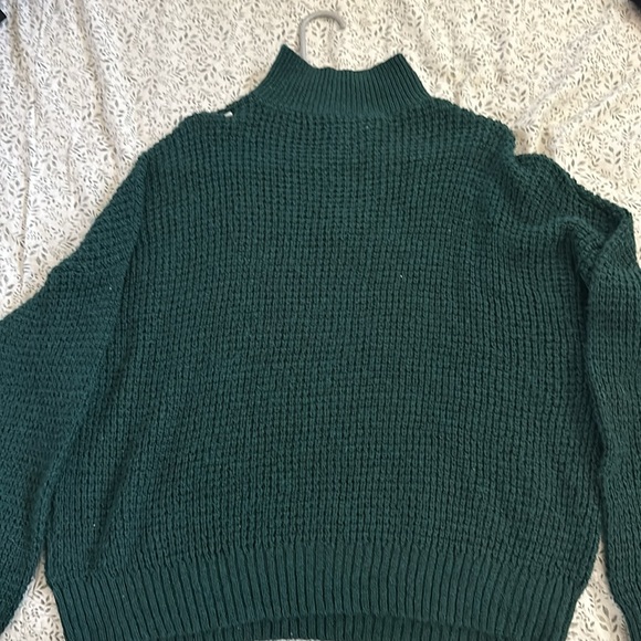 American Eagle forest green quarter zip - Picture 2 of 3